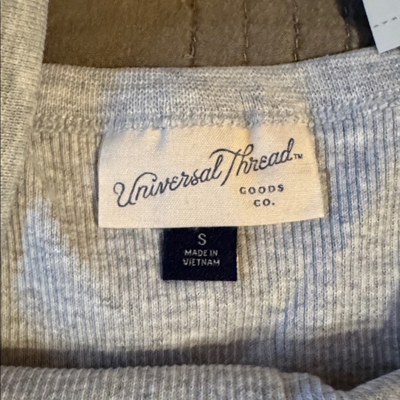 Universal Thread Light Gray Ribbed Crop Top - Picture 4 of 4